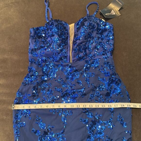 Women’s Blue Sparkly Mermaid Fit Prom Party Dress CrissCross Straps Size 10 NWT - Picture 10 of 14